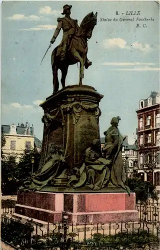 Lille - Statue du General Faidberbe -155348