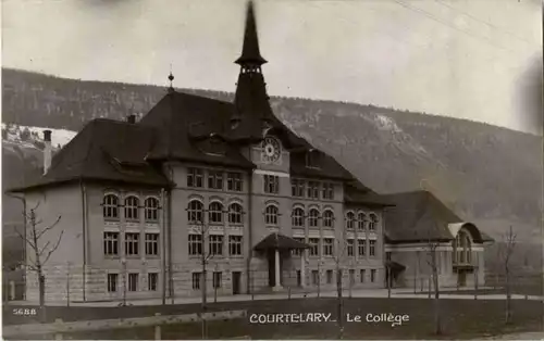 Courtelary - Le College -156478