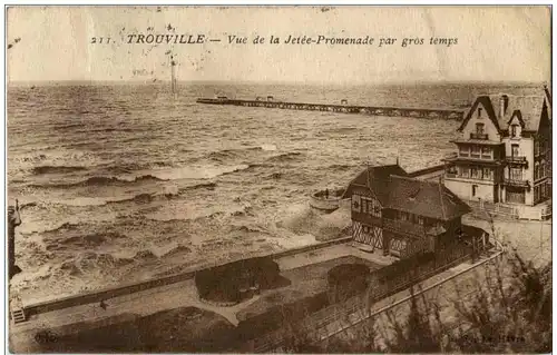 Trouville - Vue de la Jetee -116004