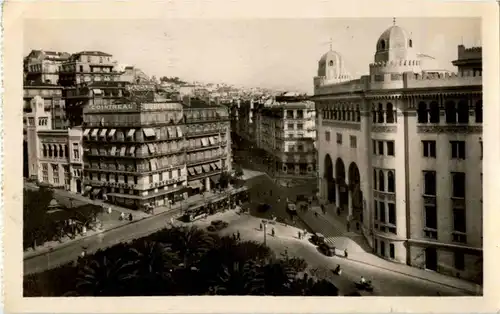 Alger - Carrefour de la rue d Isly -155422