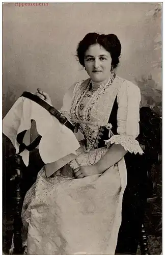 Appenzell - Tracht mit Sonderstempel 600 Jahre Schlacht bei Stoss -118052