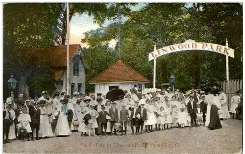 Varmilion - Picnic Day at Linwood Park -118840