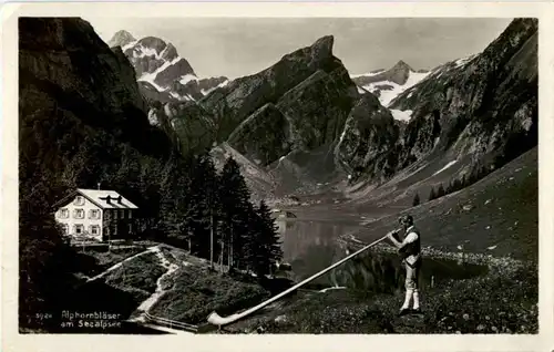 Alphornbläser am Seealpsee -160558