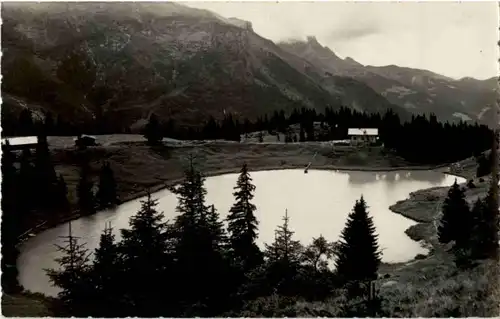 Gstaad - Lac de Retaud -165142