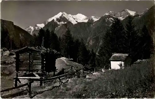 Landschaft am Grächensee -166910