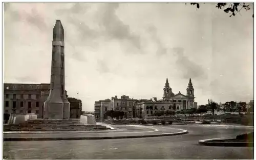 Malta - War Memorial -127176