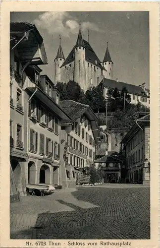 Thun - Schloss mit Rathausplatz -170344