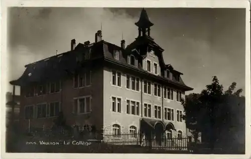 VGaulion - Le College -172184