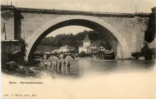 Bern - Nydeckbrücken -170754