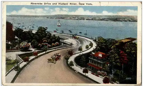 Riverside Drive and Hudson river - Hudson River -137754