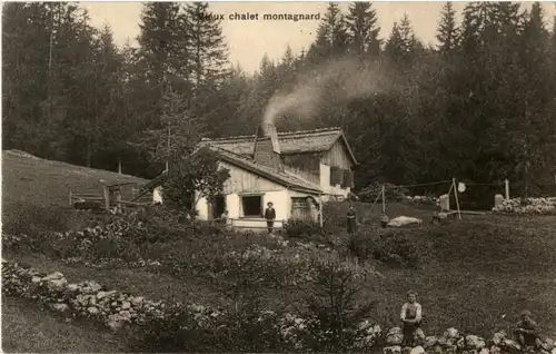 Vieux chalet montagnard -187538