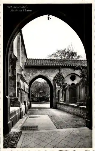 Neuchatel - Entree du Cloitre -175792