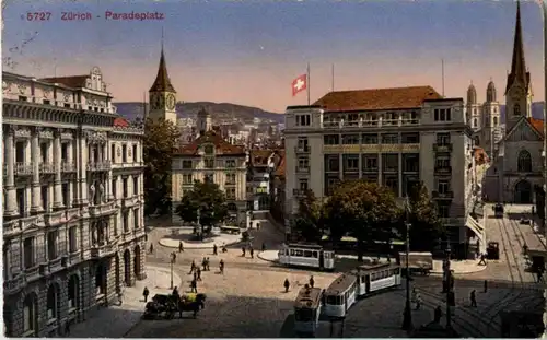 Zürich - Paradeplatz mit Tram -181090