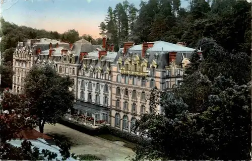 Bagnoles de l Orne -12680