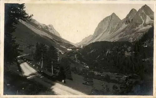 Albulapassroute mit Gasthaus Weissenstein -178676