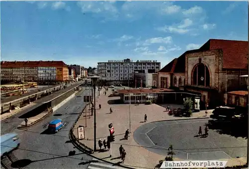 Mönchengladbach - Bahnhof -183664