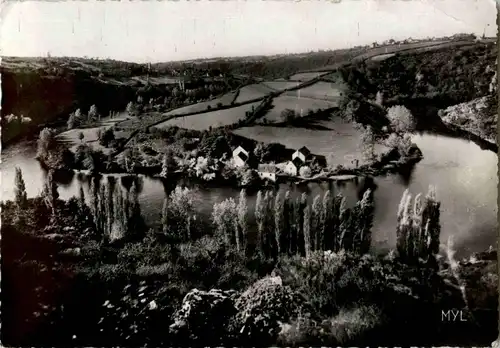 Le Pin pres Gargilesse -11676