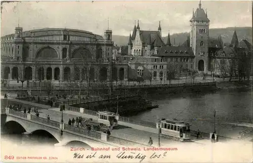 Zürich - Bahnhof mit Tram -189952