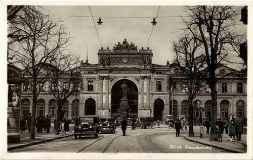 Zürich - Hauptbahnhof - Auto -190474