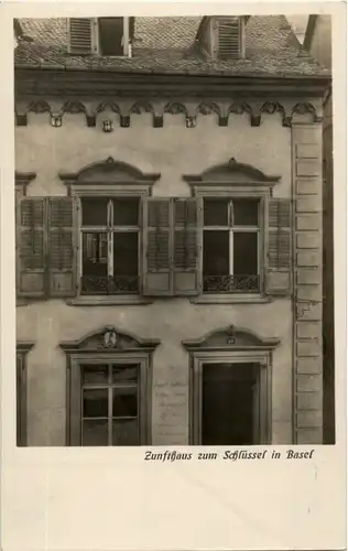 Basel - Zunfthaus zum Schlüssel -191570