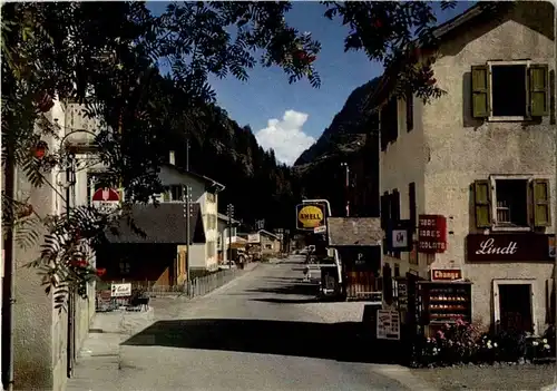 Le Chatelard - Shell Tankstelle -190886