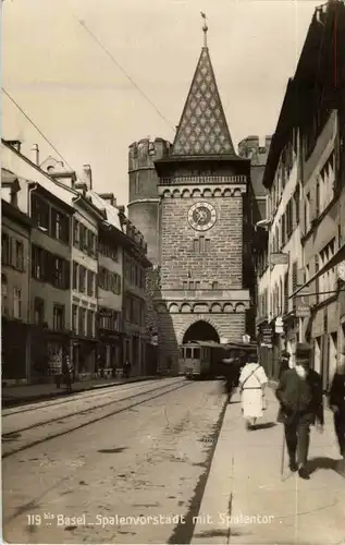 Basel - Spalenvorstadt mit Tram -191500