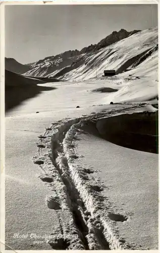 Oberalpsee gegen Furka -N8621