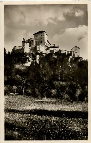 Schloss Tarasp -N8083