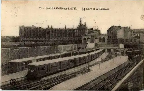 St. Germain en Laye - La gare -14574