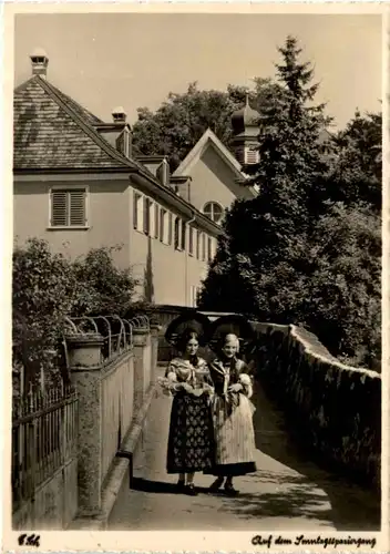 Wil - Auf dem Sonntagsspaziergang -200162