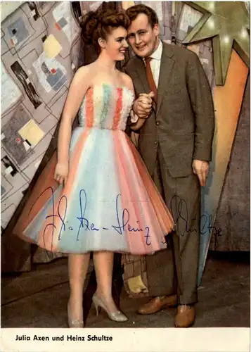 Julia Axen und Heinz Schultze mit Autogramm -202952
