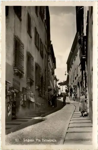 Lugano - Via Cattedrale -202242