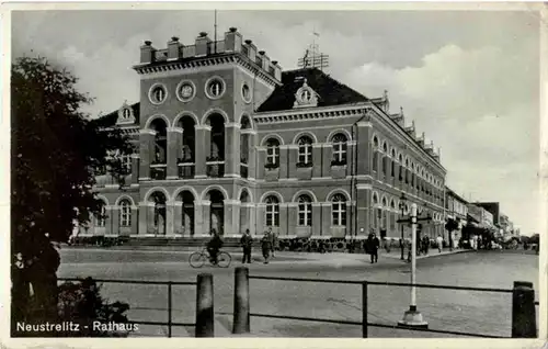 Neustrelitz - Rathaus -89872