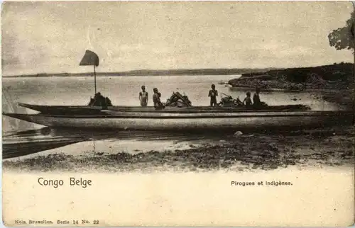 Pirogues et Indigenes -183336