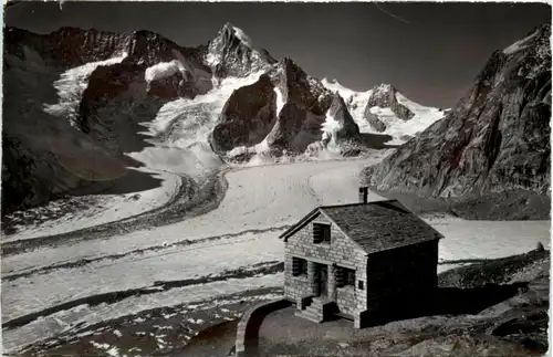 Oberaletsch Hütte -209764