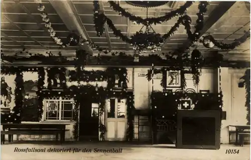 Urnäsch - Rossfallsaal dekoriert für den Sennenball -210182