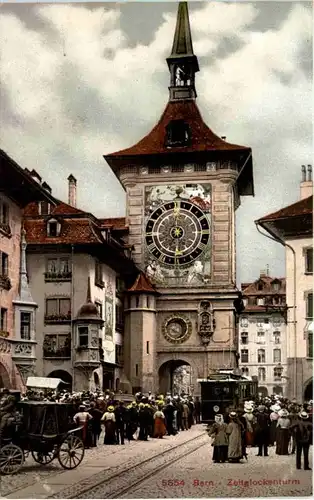 Bern - Zeitglockenturm mit Tram -210984