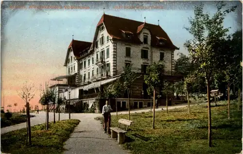 Zürich - alkoholfreies Volkshaus -210906