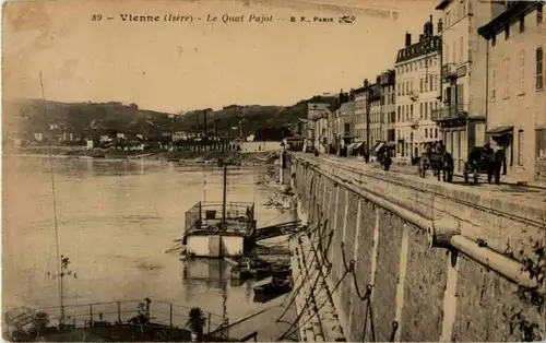Vienne - Le Quai Pajot -87288