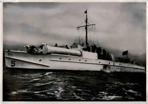 Ein deutsches Schnellboot -88574
