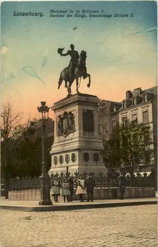 Luxembourg - Monument du roi Guillaume -86336