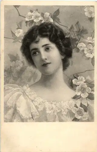 Frau - M. M. Vienne -83128