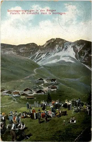 Sonntagsvergnügen in den Bergen -216610