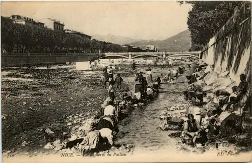 Nice - Lavandieres du Paillon -214038