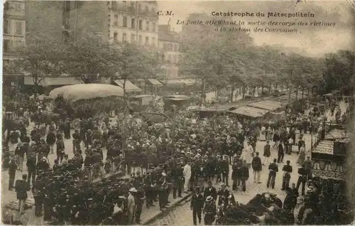 Paris - Catastrophe du Metropolitain -17334