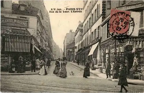 Paris - Rue de la Tour -17722