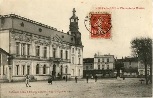 Noisy le Sec - Place de la Mairie -16418