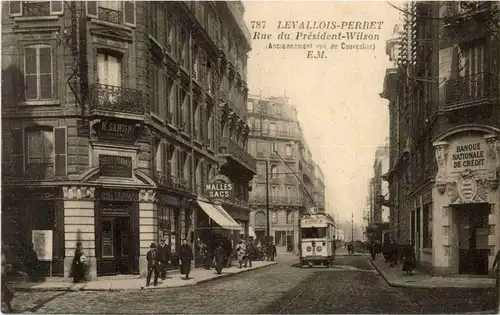 Lavallois Perret - Rue du President Wilson - Tramway -16204