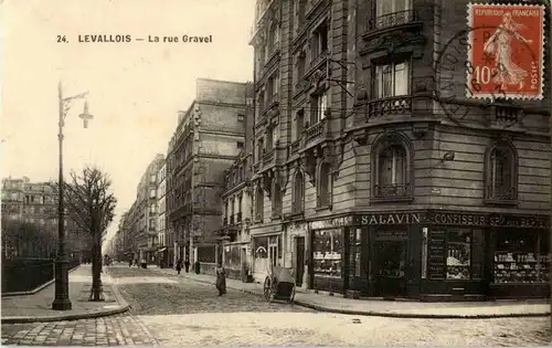 Lavallois Perret - La rue Gravel -16202