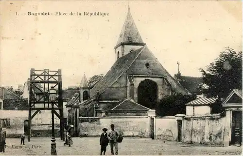 Bagnolet - Place de la Republique -16258